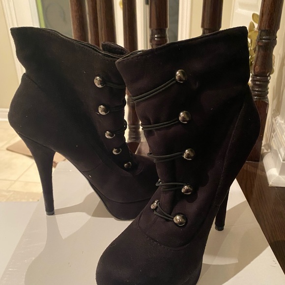Forever 21 platform bootie - Picture 4 of 4